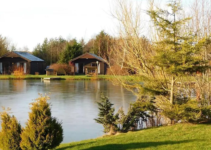 Wild Oats Lodge 17 - Yellowtop Country Park - Hot Tub - Yorkshire