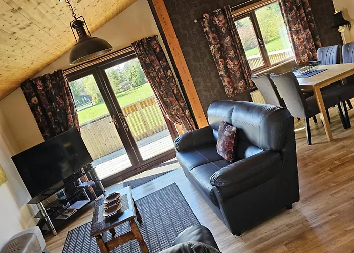 Harvest 18 Lodge - Yellowtop Country Park - Hot Tub - Yorkshire